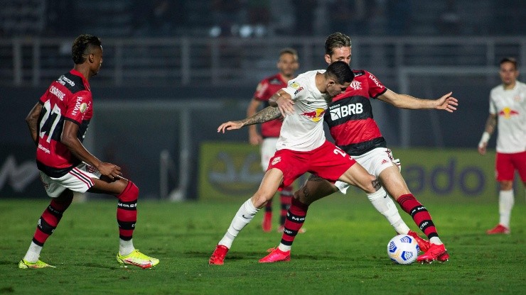 Red Bull Bragantino e Flamengo ficaram no empate (Foto: Diogo Reis/AGIF)