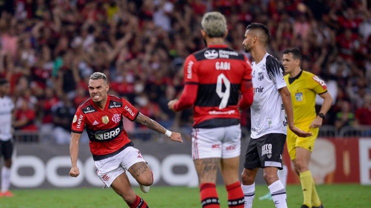 Flamengo vence o Ceará e impede título do Galo nesta terça (30) (Foto: Marcelo Cortes / Flamengo)