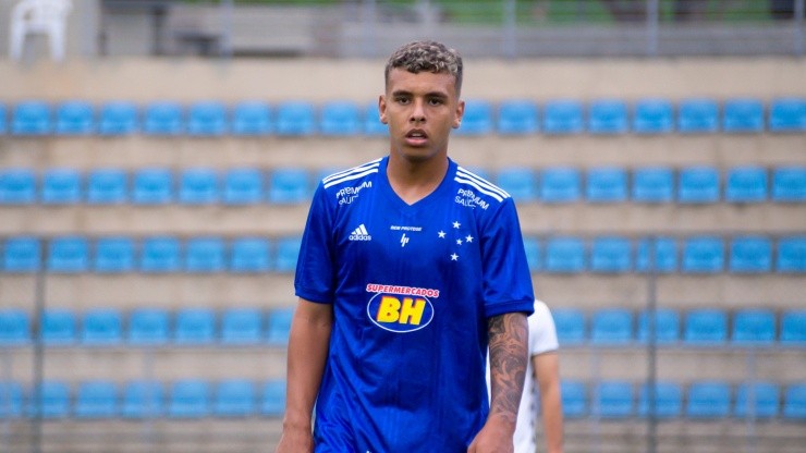 Foto: Flickr Oficial Cruzeiro / Rodolfo Rodrigues - Popó esteve emprestado ao Goiás nesta temporada e volta à Raposa em 2022