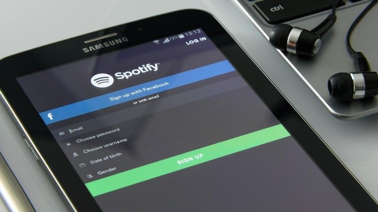 Spotify revelou as músicas mais escutadas no Brasil, de acordo com cada década