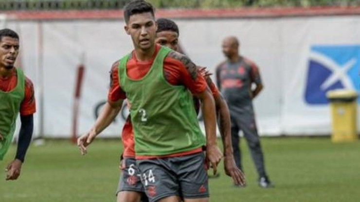 Yuri Oliveira revela expectativa e foco para atuar na equipe principal do Flamengo
