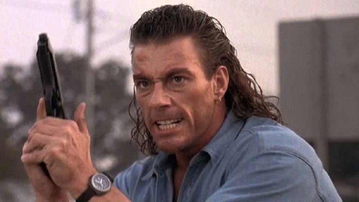 Van Damme no auge da carreira; ator anunciou que pretende se aposentar