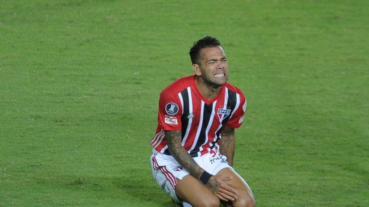 Agif. Daniel Alves não saiu em bons termos com o São Paulo em sua rescisão, no ano passado