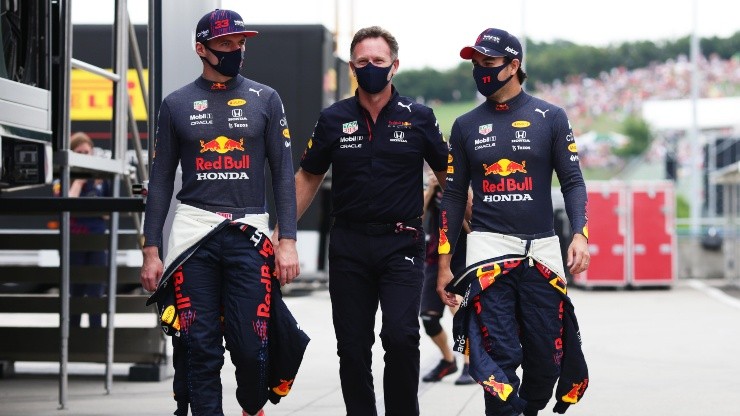 Peter Fox / Getty Images - Horner, con los dos pilotos de Red Bull