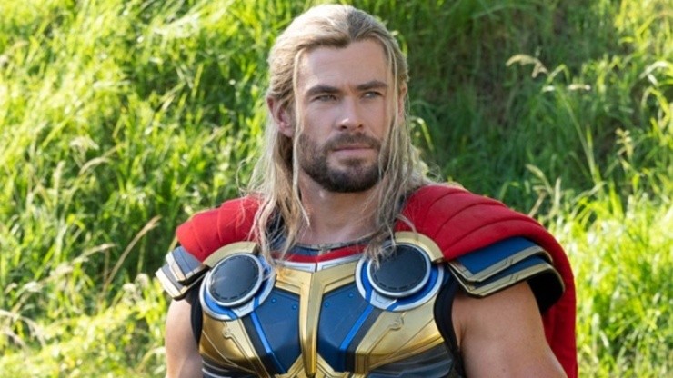 Thor no teaser de  "Amor e Trovão" - Imagem: Reprodução/Marvel Studios