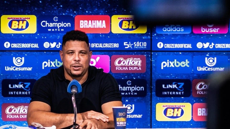 Alencar se rende ao Cruzeiro de Ronaldo e enfatiza: "Tudo que vem fazendo"
