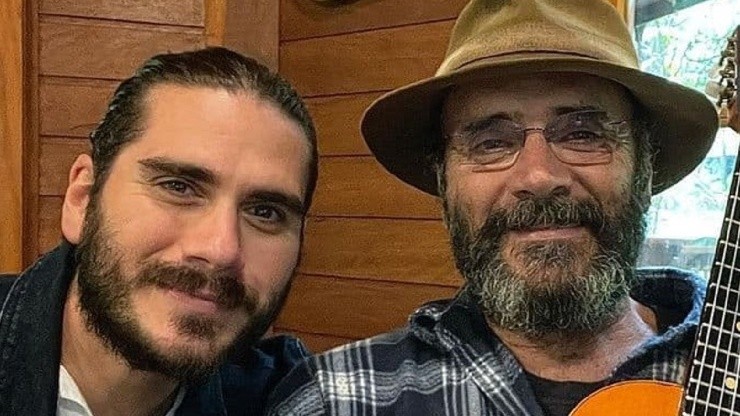 Gabriel e Almir Sater, pai e filho na vida real, trabalham na novela Pantanal