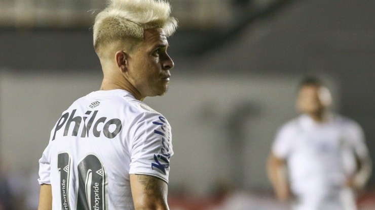 Foto: Marcello Zambrana/AGIF - Soteldo, do Santos, também foi sugerido por torcida do Palmeiras para 2023