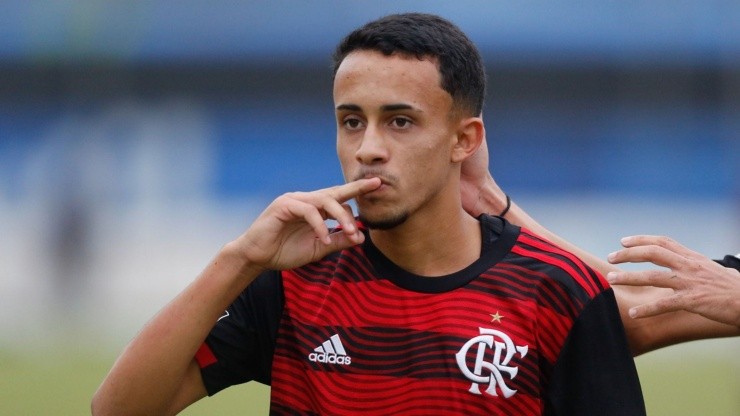 Matheus Gonçalves tem multa rescisória revelada no Flamengo - Foto: GIlvan de Souza/CR Flamengo