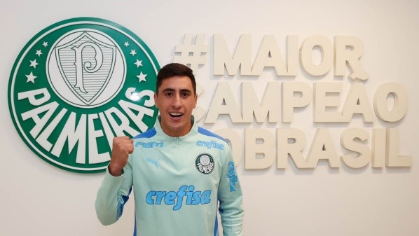 Palmeiras anuncia contratação de novo camisa 9