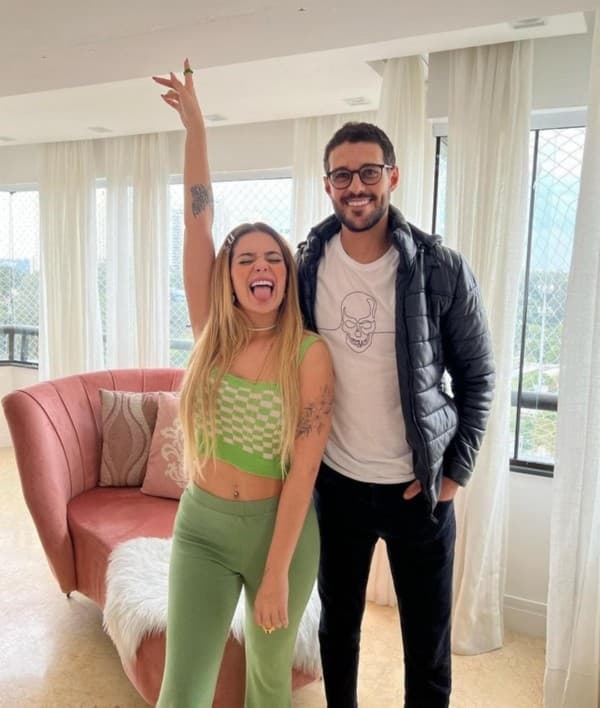 Reprodução/Instagram oficial de Viih Tube - Viih Tube posa ao lado de Rodrigo Mussi.