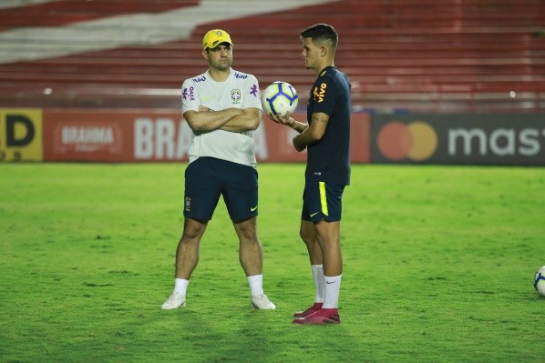 Bruno Guimarães se apresenta normalmente, nesta sexta-feira (03)