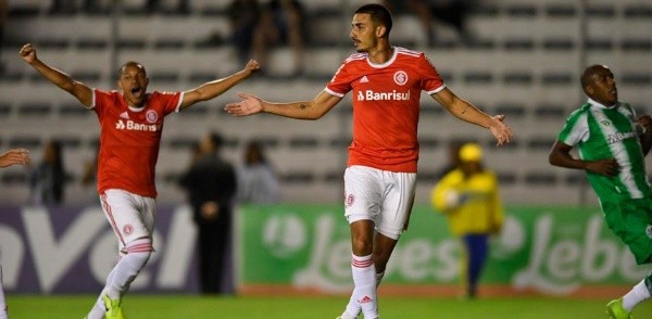 Autor do primeiro gol do Internacional na temporada, Thiago Galhardo não deve começar jogando a partida contra o Pelotas, neste domingo (26)