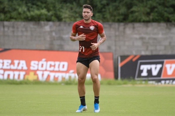Recém-chegado ao Vitória, Jean poderá fazer sua estreia no clássico regional    Foto: Divulgação