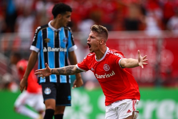 Internacional e Grêmio / GettyImages