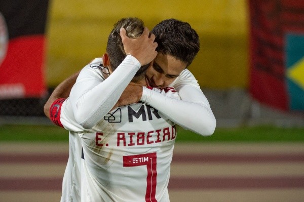 Pedro foi o protagonista do empate no jogo de ida da Recopa    Foto: Alexandre Vidal / CRF