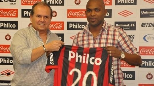 “Morro” Garcia: decepcionou no Furacão (Foto: Divulgação)