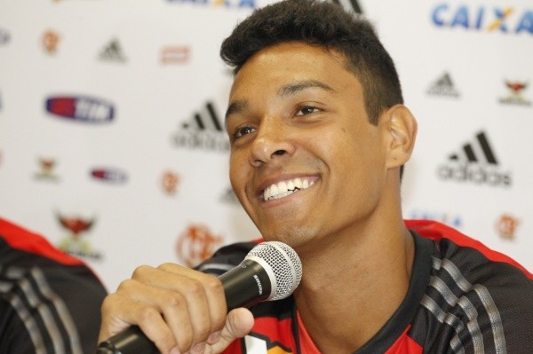 Apresentação de Antonio Carlos no Flamengo – Foto: Gilvan deSouza/Flamengo