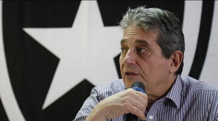 Rotenberg: na bronca com Yaya (Foto: Divulgação/Botafogo)