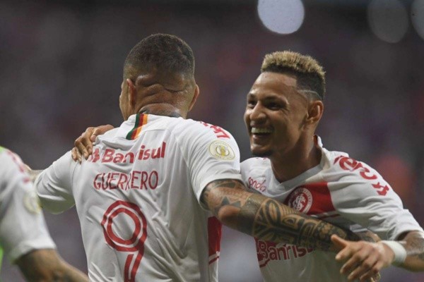 Atacante atuou junto com Guerrero no Inter.