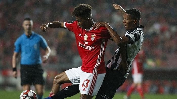 Rodrigo Freitas em ação pelo Portimonense. Foto: Carlos Alberto Costa