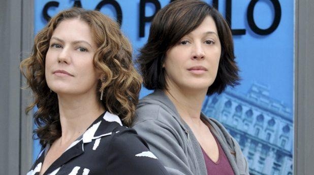 Patricia Pillar (esq)é uma atriz muito conhecida e já deixou clarasua torcida pelo Flamengo -TV Globo/Frederico Rozario.