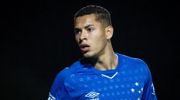 Cruzeiro e Chapecoense, pela 10ª rodada do Campeonato Brasileiro Sub-20, no Estádio das Alterosas, em Belo Horizonte. Foto: Gustavo Aleixo/Cruzeiro IMPORTANTE: Imagem destinada a uso institucional e divulgação, seu uso comercial está vetado incondicionalmente por seu autor e o Cruzeiro Esporte Clube. IMPORTANT: image intended for institutional use and distribution. Commercial use is prohibited unconditionally by its author and Cruzeiro Esporte Clube. Cruzeiro e Chapecoense, pela 10ª rodada do Campeonato Brasileiro Sub-20, no Estádio das Alterosas, em Belo Horizonte. Foto: Gustavo Aleixo/Cruzeiro IMPORTANTE: Imagem destinada a uso institucional e divulgação, seu uso comercial está vetado incondicionalmente por seu autor e o Cruzeiro Esporte Clube. IMPORTANT: image intended for institutional use and distribution. Commercial use is prohibited unconditionally by its author and Cruzeiro Esporte Clube.
