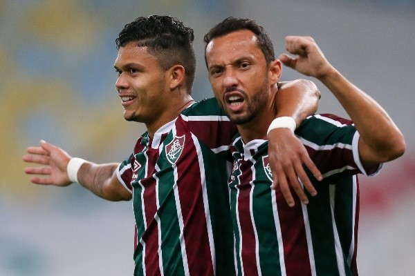Evanílson e Nenê comoraram gol do Fluminense (Foto: Getty Images)