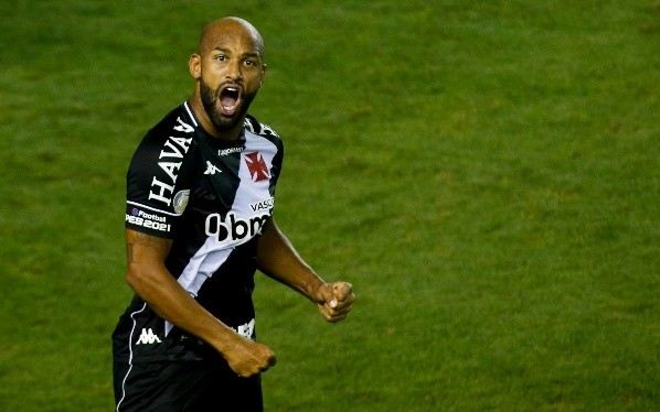 Felipe Bastos festeja gol neste Brasileirão. (Foto: Getty Images)
