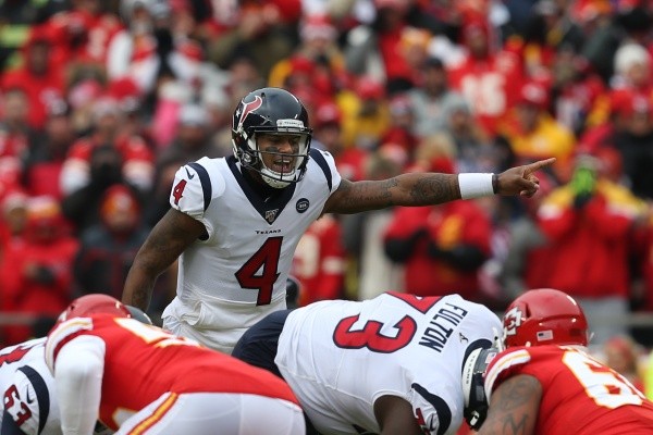 Duelo entre Houston Texans e Kansas City pelo playoff da temporada passada. (Foto: Getty Images)