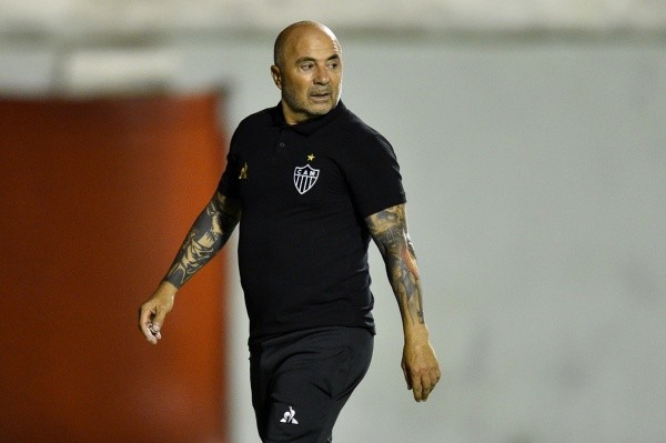 Sampoli buscará a liderança com o Atlético-MG. (Foto: Getty Images)