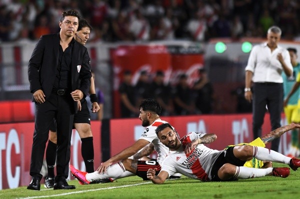 A equipe de Marcelo Galhardo está sem jogar desde de março - (Foto: Getty Images) 
