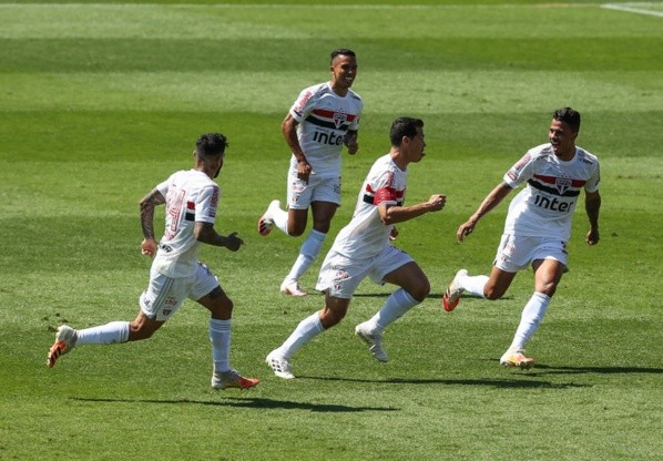 São Paulo diante do Corinthians pelo Brasileirão 2020 - (Getty Images)