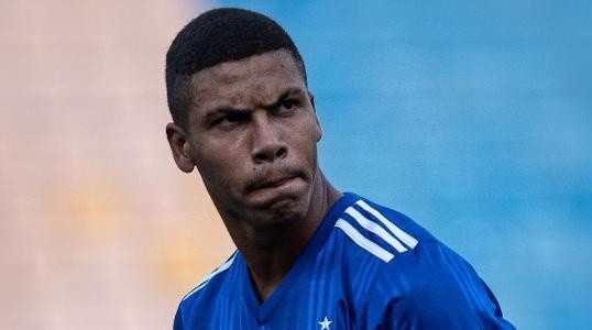 Paulo Eduardo desperta interesse em vários clubes – Foto: Gustavo Aleixo/Cruzeiro.