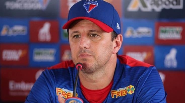 Rogério Ceni quer mais três reforços para a sequência da temporada. Foto: Divulgação