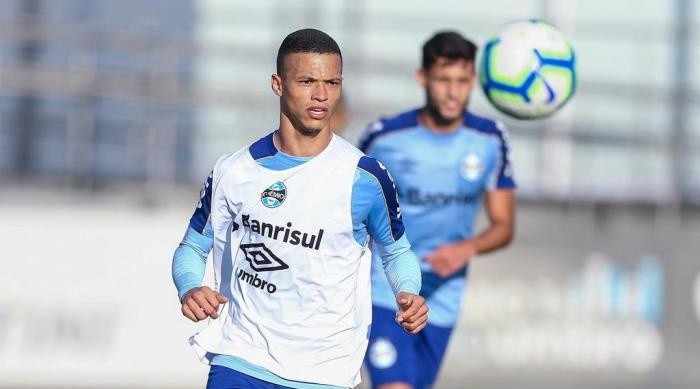 Darlan também será poupado por Renato Portaluppi. Foto: Lucas Uebel