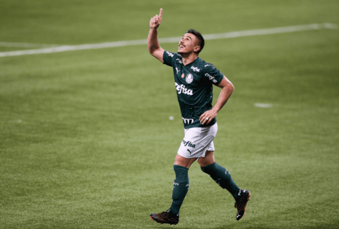 Willian fez o segundo gol contra o Ceará. (Foto: Getty Images)