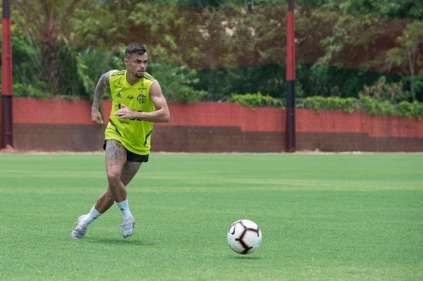 Atacante treinando no Ninho do Urubu —  Foto: Alexandre Vidal / Flamengo