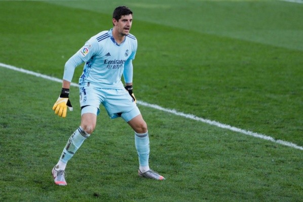 Courtois em ação pelo Madrid — Foto: Getty Images