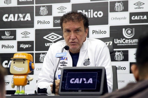 Cuca: técnico pediu reforços no Peixe (Ivan Storti/Santos)