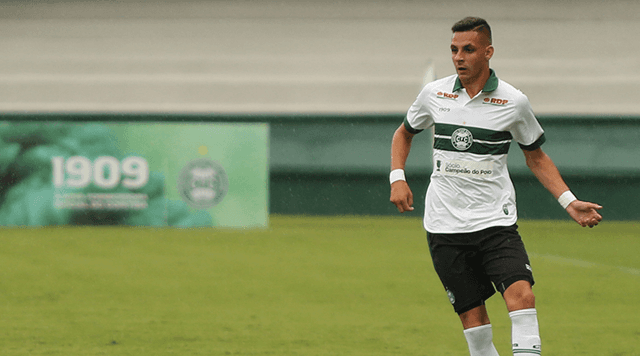 Angelo renovou com o Coritiba até 2023. Foto: Divulgação