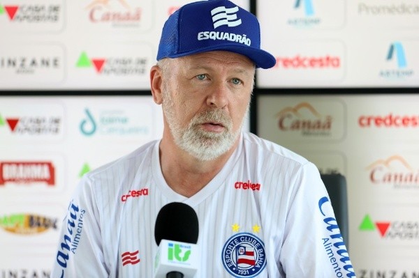 Mano: técnico voltou a fazer reclamações sobre a arbitragem (Felipe Oliveira / EC Bahia)