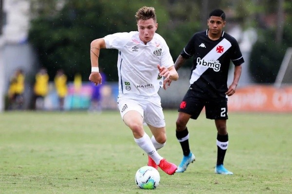 Cuca vem dando chances para jovens —  (Foto: Pedro Azevedo/SFC)