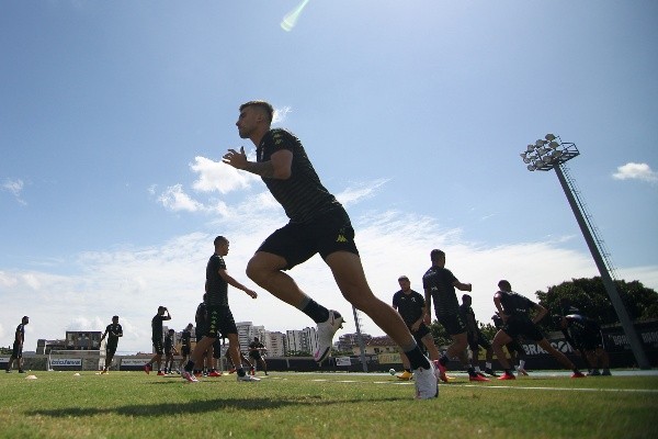 Treino do Botafogo visando os próximos combate do Brasileirão. Vitor Silva/Botafogo