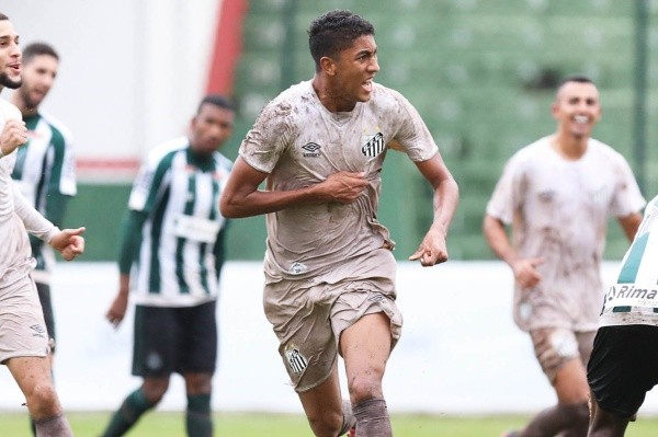 Bruno Marques faz sucesso no Santos — Foto: Pedro Ernesto Guerra Azevedo/Santos FC