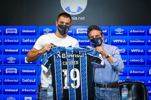 Diego Churín foi apresentado como mais novo reforço gremista. Foto: Lucas Uebel/Grêmio