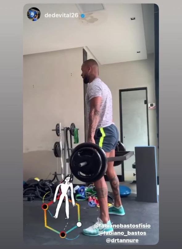 Dedé treinando para se recuperar da contusão — Reprodução: Instagram/Dedé