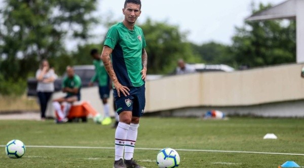 Dodi fica cada vez mais distante do Flu. LUCAS MERÇON / FLUMINENSE F.C. / Divulgação