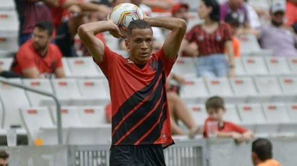 Elias está deixando o Sport. Foto: Divulgação