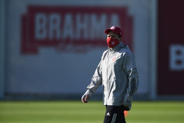 Coudet: fora do Inter